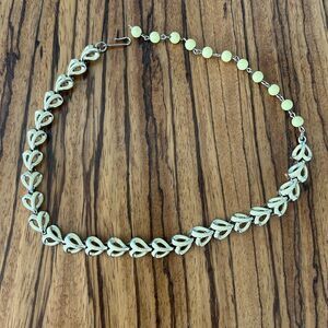 Vintage Coro Cream Enamel Hearts In Gold-Tone Choker Necklace 1940s Signed